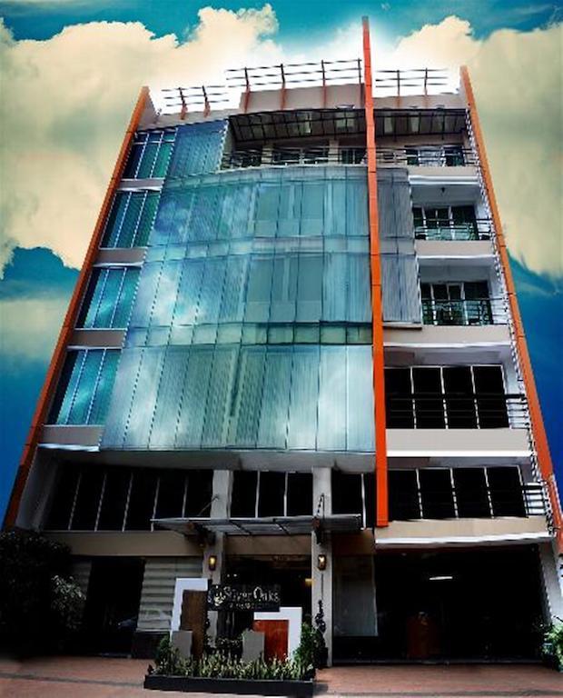 Silver Oaks Suites & Hotel Манила Экстерьер фото