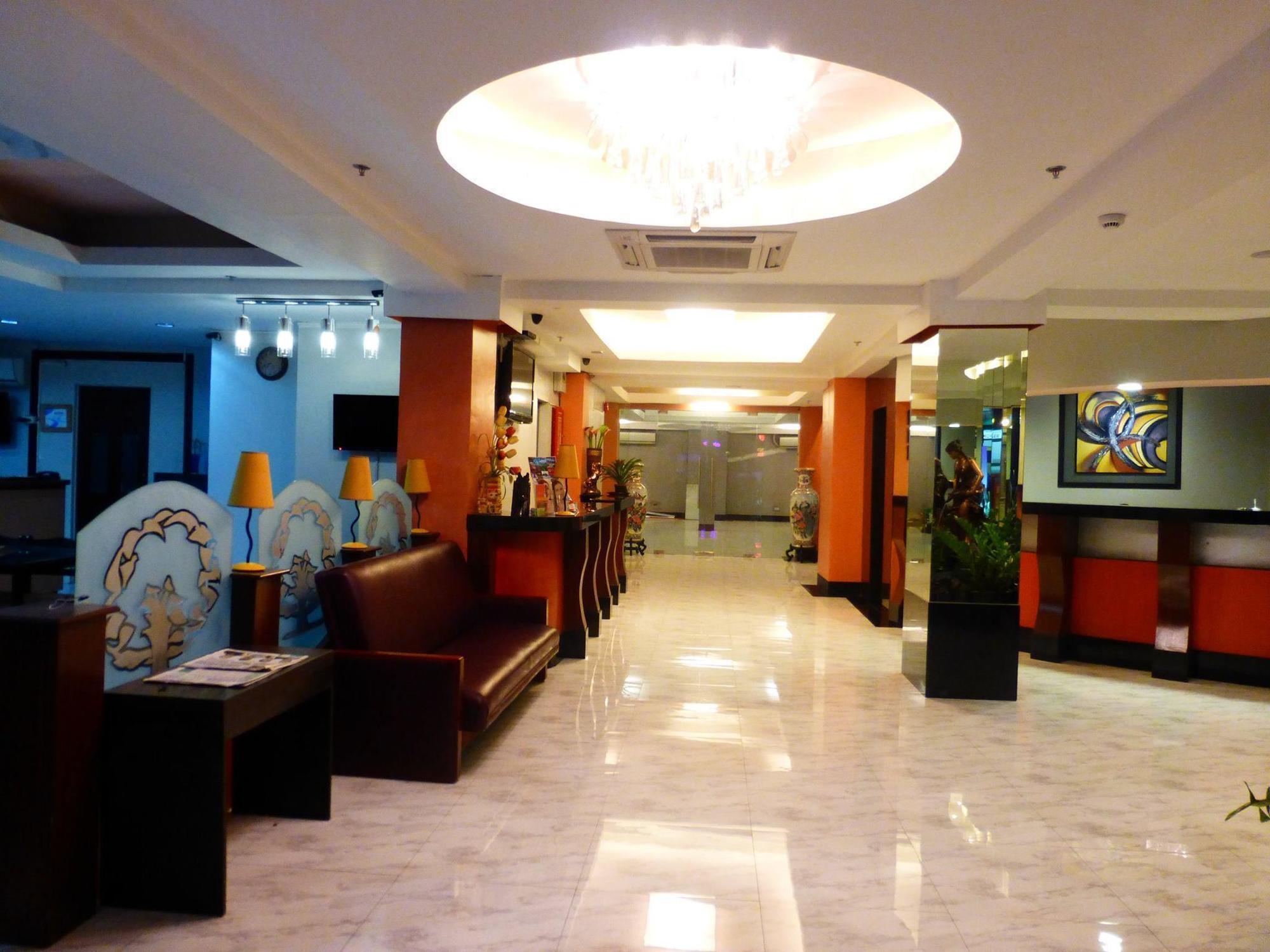 Silver Oaks Suites & Hotel Манила Экстерьер фото