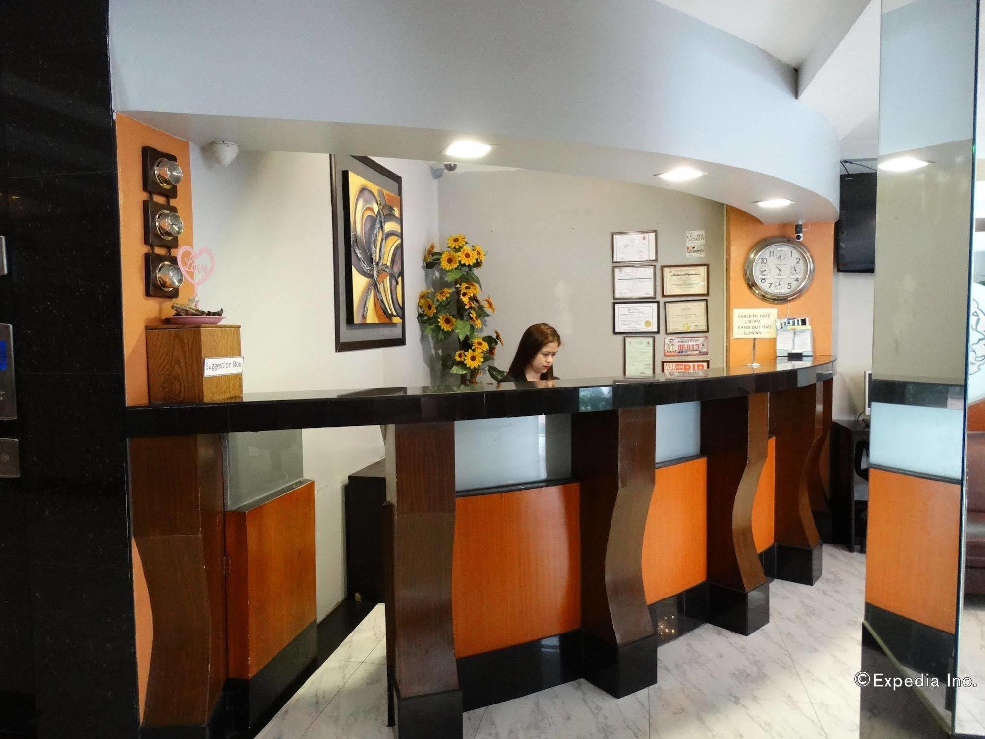 Silver Oaks Suites & Hotel Манила Экстерьер фото